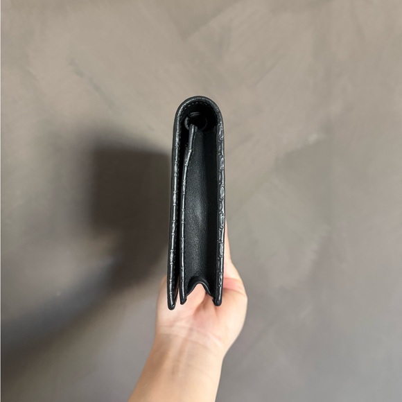 AUTHENTIC Gucci Microguccissima Messenger Bag - Picture 3 of 8